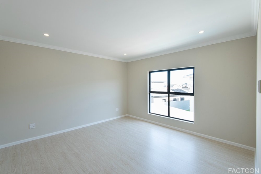 3 Bedroom Property for Sale in Sandown Western Cape